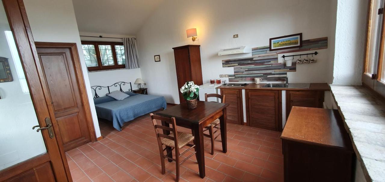 Poloturisticoumbria Rustico Con Piscina Vista Lago Пасиняно сул Тразимено Екстериор снимка