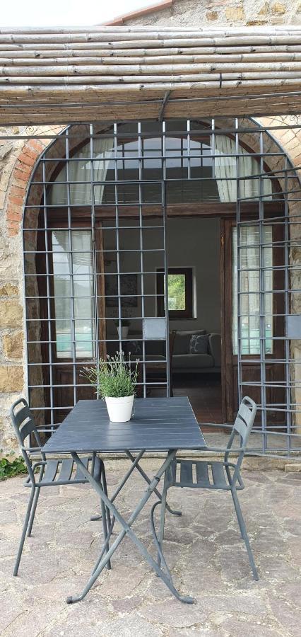 Poloturisticoumbria Rustico Con Piscina Vista Lago Пасиняно сул Тразимено Екстериор снимка