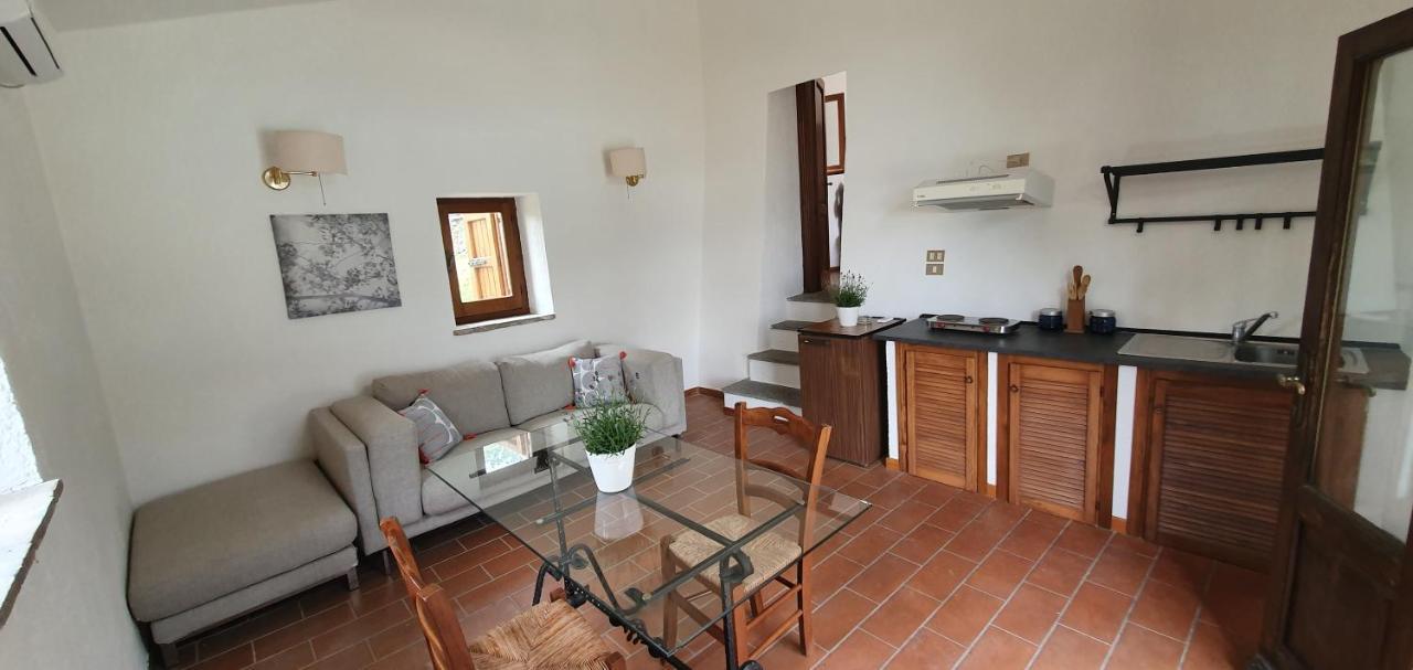 Poloturisticoumbria Rustico Con Piscina Vista Lago Пасиняно сул Тразимено Екстериор снимка