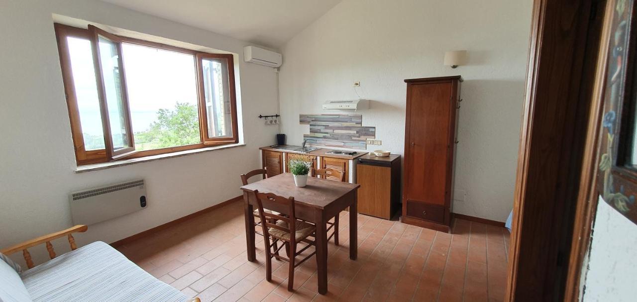 Poloturisticoumbria Rustico Con Piscina Vista Lago Пасиняно сул Тразимено Екстериор снимка
