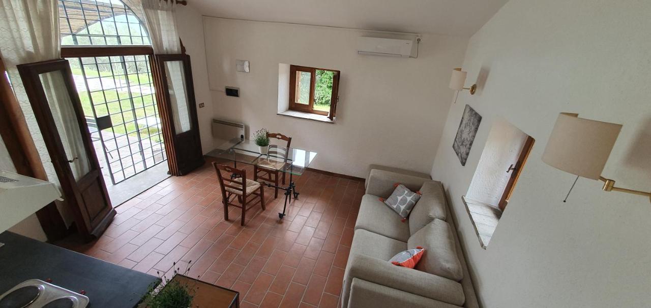 Poloturisticoumbria Rustico Con Piscina Vista Lago Пасиняно сул Тразимено Екстериор снимка