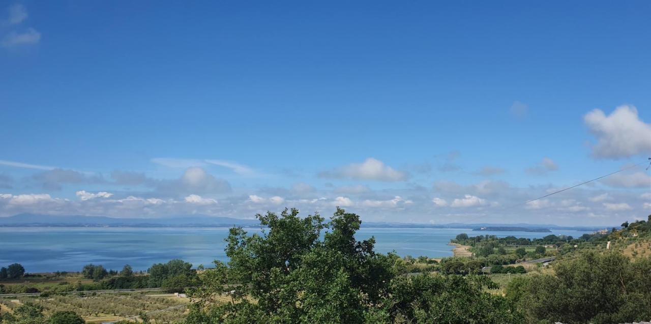 Poloturisticoumbria Rustico Con Piscina Vista Lago Пасиняно сул Тразимено Екстериор снимка