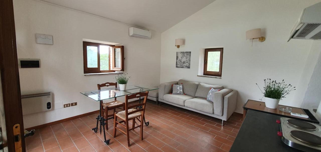 Poloturisticoumbria Rustico Con Piscina Vista Lago Пасиняно сул Тразимено Екстериор снимка